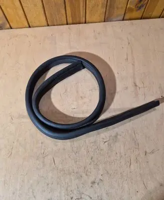 Audi A3 S3 8P Engine compartment rubber 8P0823723A