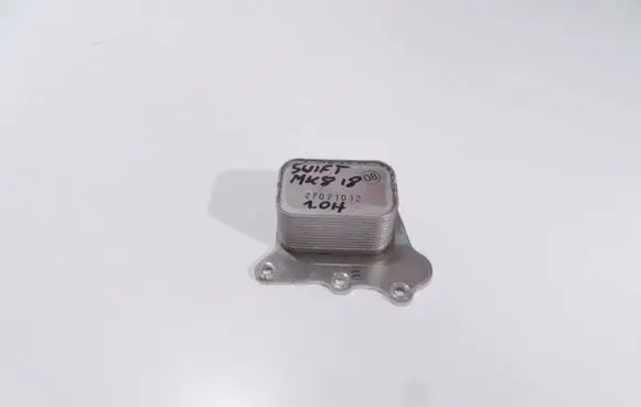 Engine oil radiator