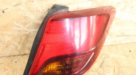 Toyota Yaris Rear/tail lights