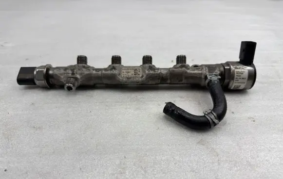 Audi A3 S3 8V Fuel main line pipe 04L130089F