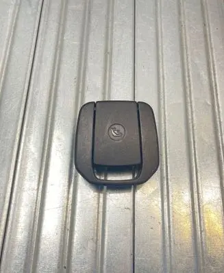 BMW 3 E90 E91 ISOFIX cover 7118673