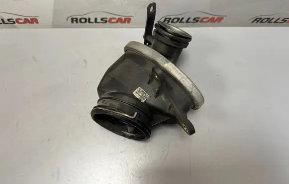 Mercedes-Benz E W211 Intake resonator A6460981007