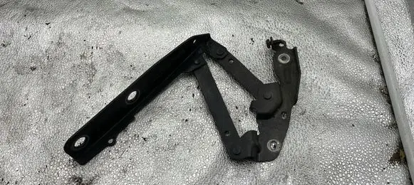 Chrysler Voyager Engine bonnet/hood hinges VR025 864AB