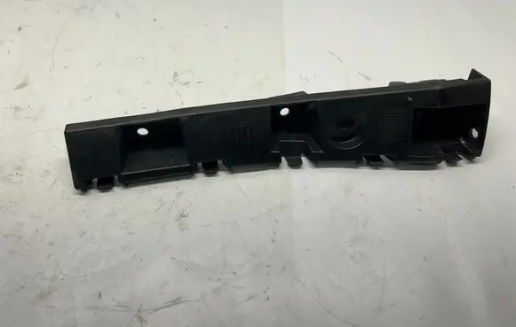 Ford Mustang VI Front bumper mounting bracket FR3B16C067A