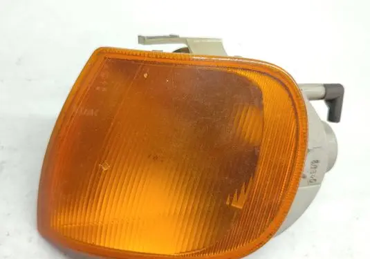 Volkswagen Polo III 6N 6N2 6NF Front indicator light 6N0953049B E101101