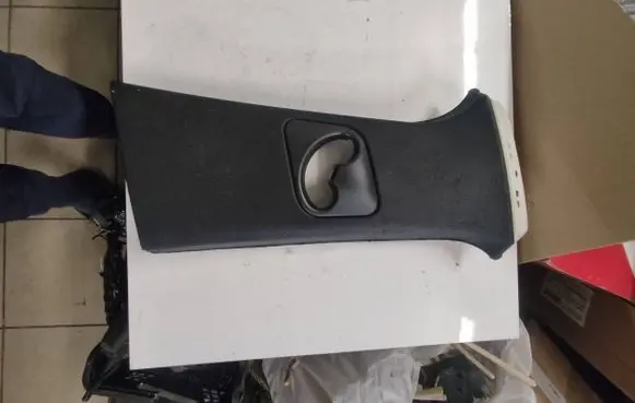 (A) pillar trim