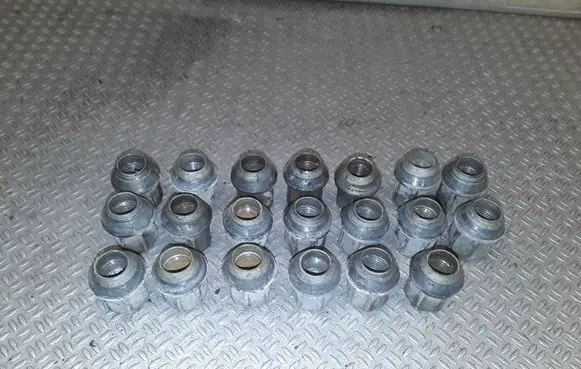 Ford S-MAX Nuts/bolts