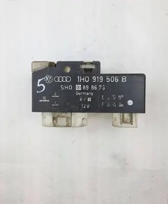 Volkswagen Golf III Coolant fan relay 1H0919506B 898673