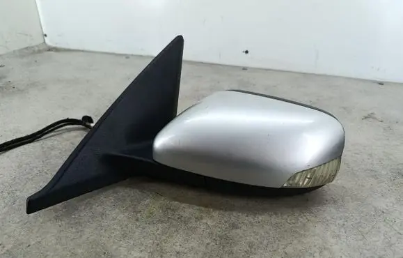 Volvo V50 Front door electric wing mirror 42626