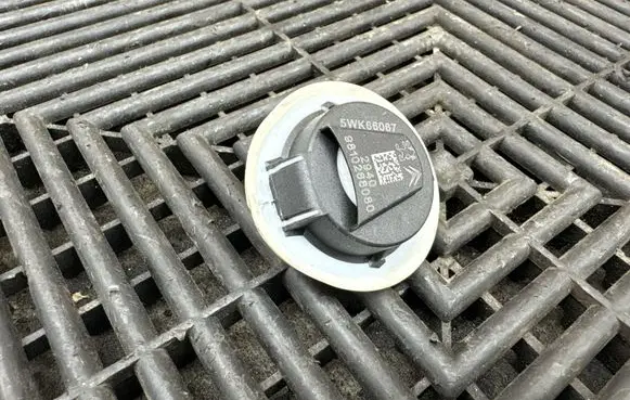 Peugeot 3008 II Airbag deployment crash/impact sensor 9810268080