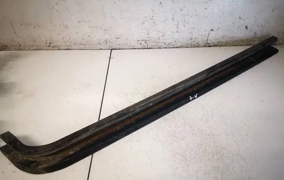 Chrysler Voyager Sliding door trim