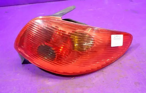 Peugeot 206 Rear/tail lights
