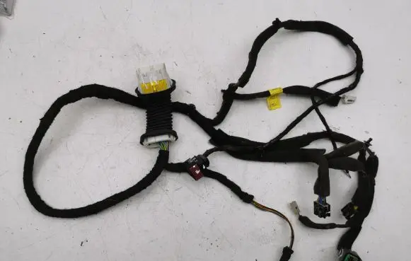 Opel Antara Front door wiring loom G13556841 1K05DEY