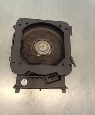 BMW X1 F48 F49 Subwoofer speaker 9275996 19DEC15 554013