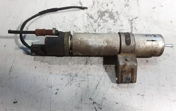 BMW 3 E90 E91 Fuel filter heater 7793673 BHW13320 2901700900