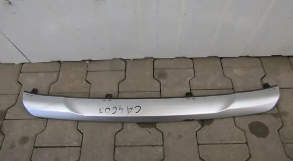 Front bumper lip