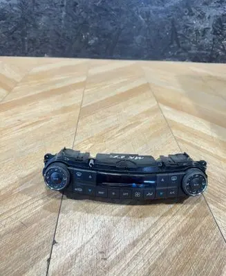 Mercedes-Benz E W211 Climate control unit 2118301785 00022205