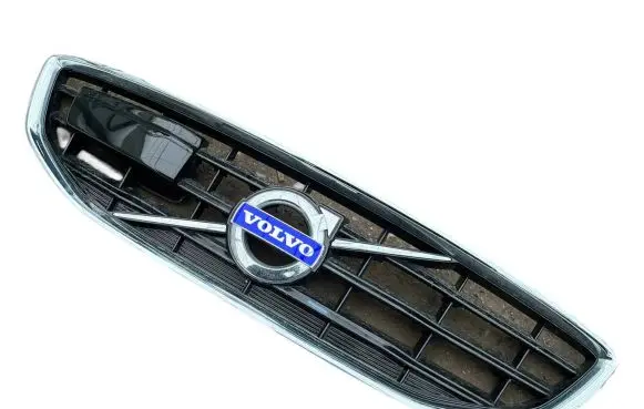 Volvo V40 Front grill 31353126 31353127 31301892