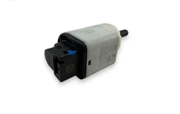 Peugeot 2008 II Brake pedal sensor switch 9813503180