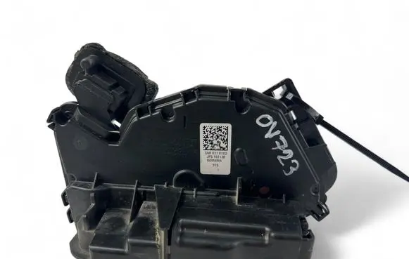 Seat Tarraco Front door lock 5NB837016D