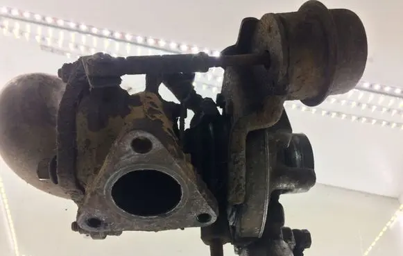 Volkswagen PASSAT B4 Turbo 0281457010