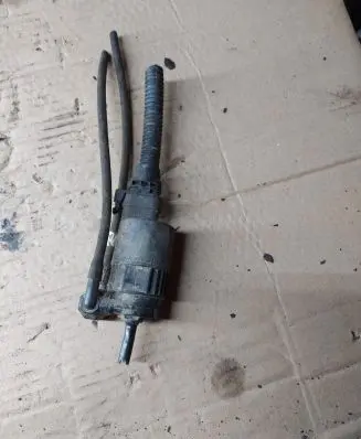 Renault Espace III Windscreen/windshield washer pump 7700821782
