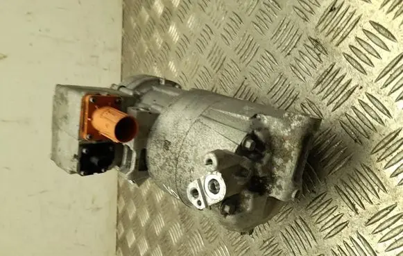 BMW 2 Active Tourer U06 Air conditioning (A/C) compressor (pump) 5A5F559