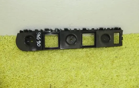 MG ZS Rear bumper mounting bracket P10562366L