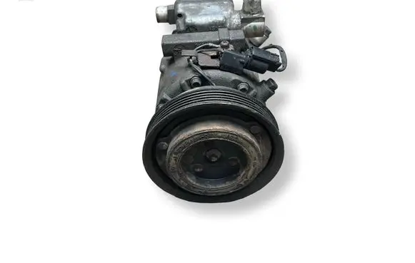 KIA Ceed Air conditioning (A/C) compressor (pump) F500AN8CA04 977012H240
