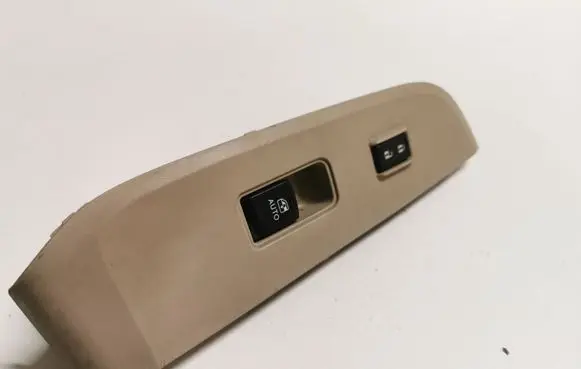 Subaru Outback (BS) Electric window control switch 94263AL00A