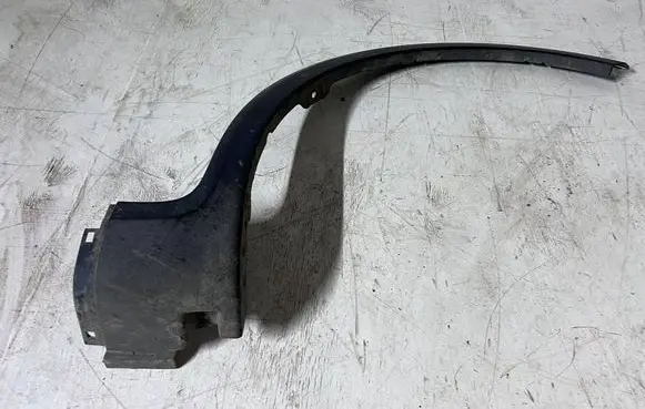 Suzuki SX4 Front arch trim 7721179