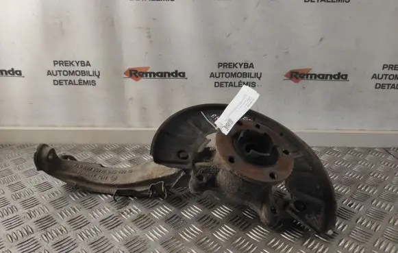 Porsche Cayenne (9PA) Front wheel hub spindle knuckle 7L0407257A