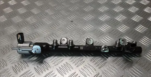 Nissan Navara D23 Fuel main line pipe 175211218R A2C97951300 810PP06