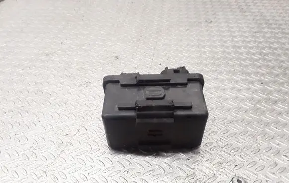 Subaru B9 Tribeca Window wiper relay 86121XA00A