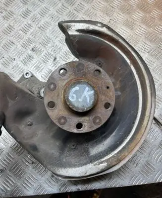 Volkswagen PASSAT CC Rear wheel hub