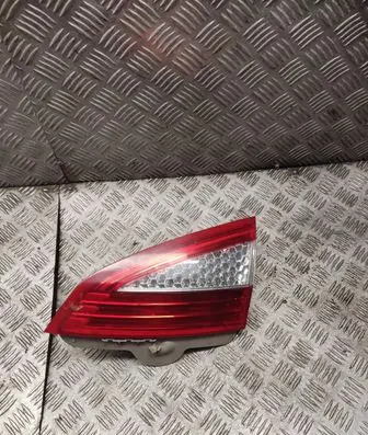 Ford Mondeo MK IV Tailgate rear/tail lights 7s7113A602B