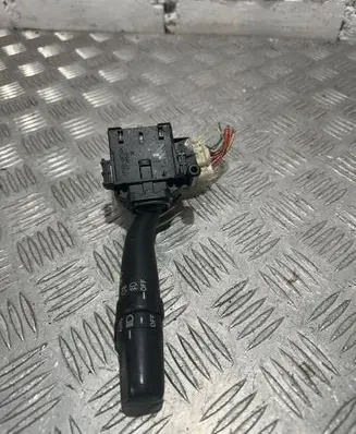Toyota Avensis T250 Indicator stalk 173650