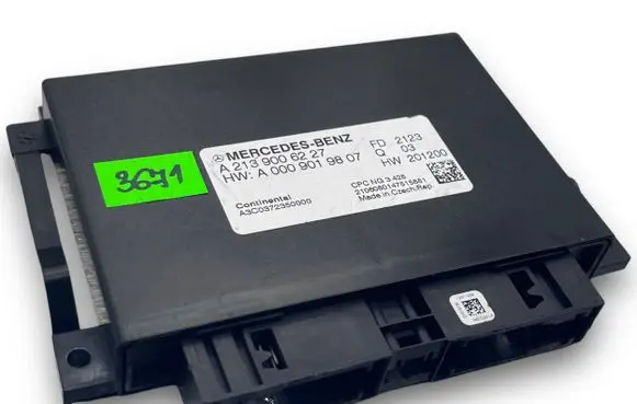 Mercedes-Benz E W213 Central body control module S3671 A2139006227