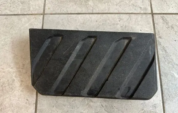 Ford Ranger Rear bumper corner part panel trim N1WB-E20040-BA