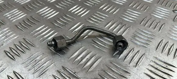 Mercedes-Benz E C207 W207 Fuel injector supply line/pipe 