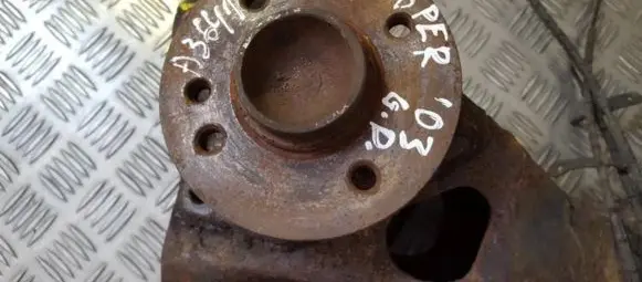 Mini One - Cooper R50 - 53 Rear wheel hub