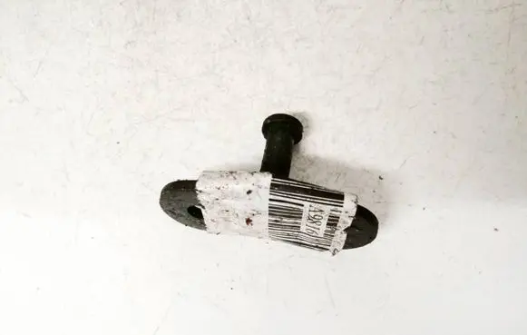 Toyota Previa (XR30, XR40) II Front door lock loop/hook striker 