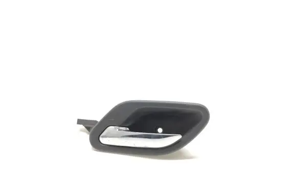 BMW 5 E39 Front door interior handle 8226049