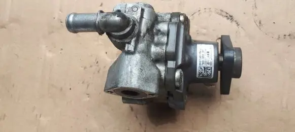 Audi A4 S4 B8 8K Power steering pump 8K0145154J