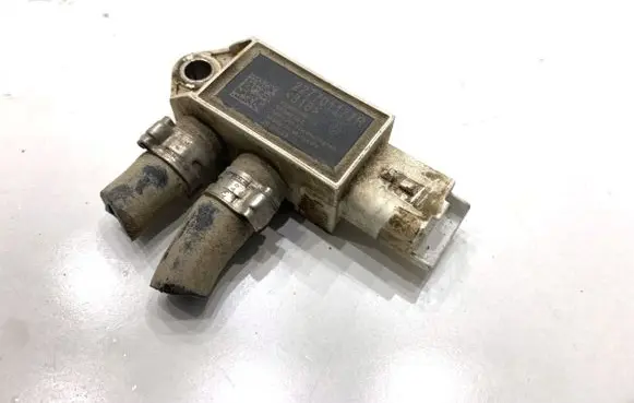 Opel Movano B Exhaust gas pressure sensor 227701177R