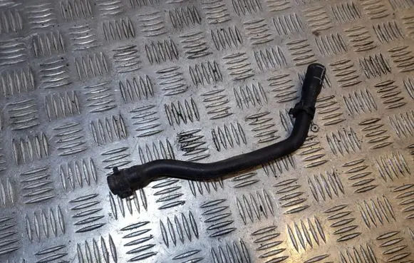 Audi Q3 8U Engine coolant pipe/hose 5N0122109H