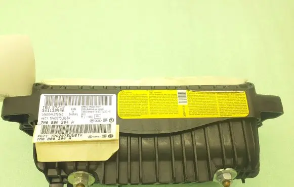 Volkswagen Sharan Passenger airbag 7N0880204