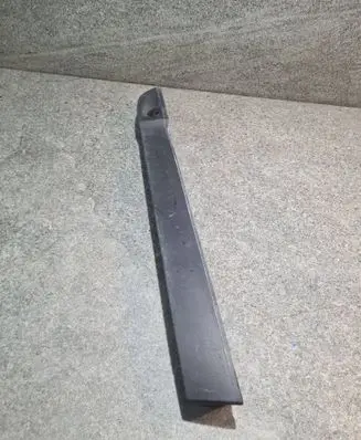 Porsche Macan (95B) Front bumper splitter molding 95B807823C