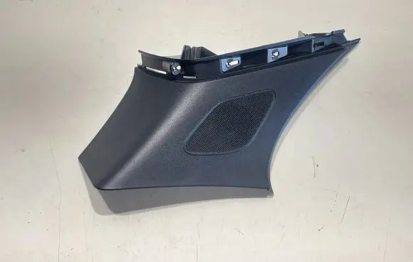 Porsche Macan (95B) (D)pillar trim (top) 95B867245