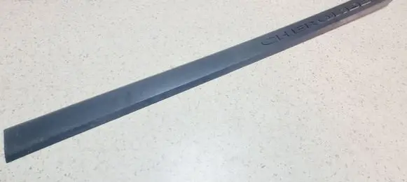 Jeep Cherokee III KJ Front door trim (molding) 5JT06TRMAA